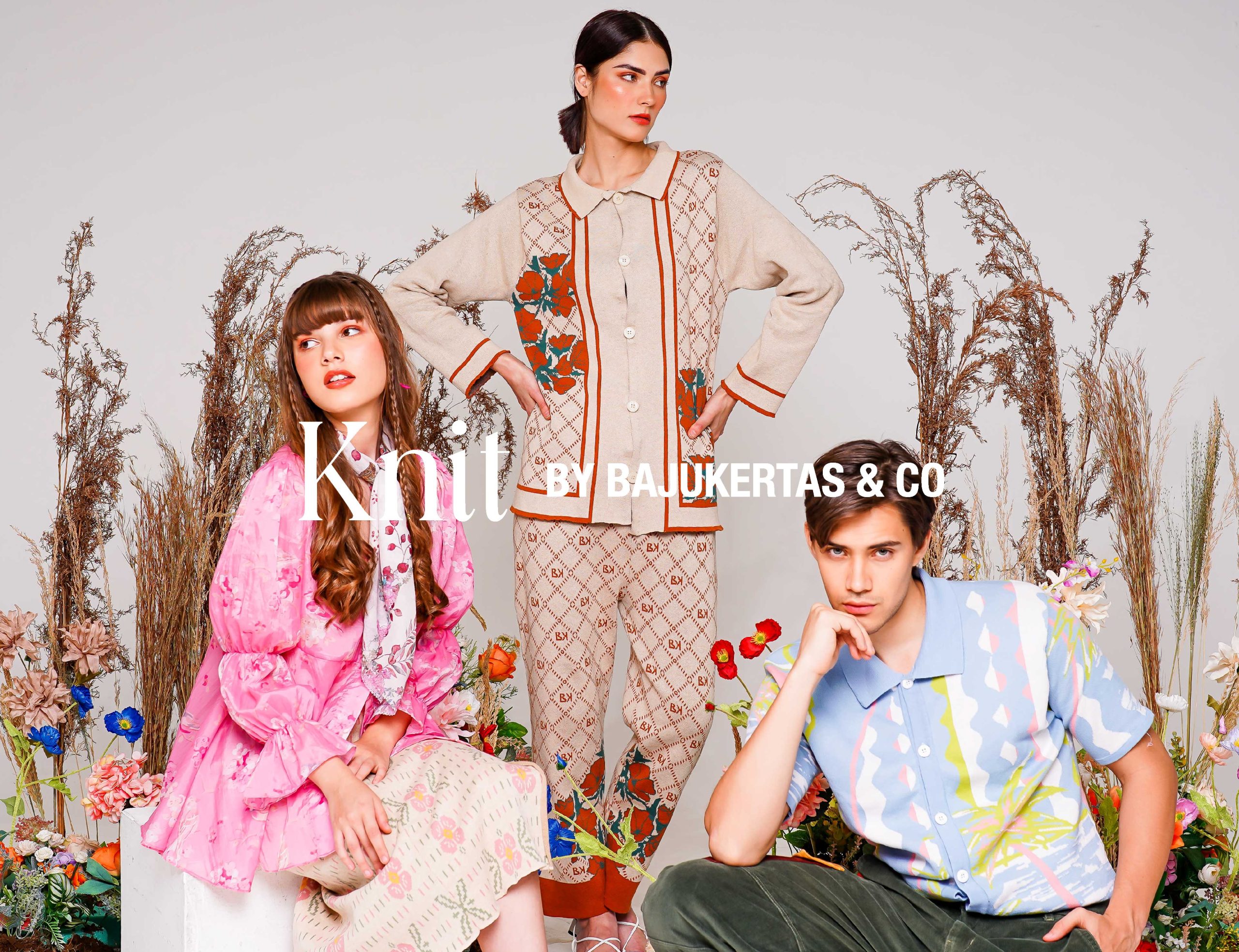 Apakah Knit Boleh di Setrika? Simak 5 Panduan Merawat Bahan Rajut Agar Tidak Melar!