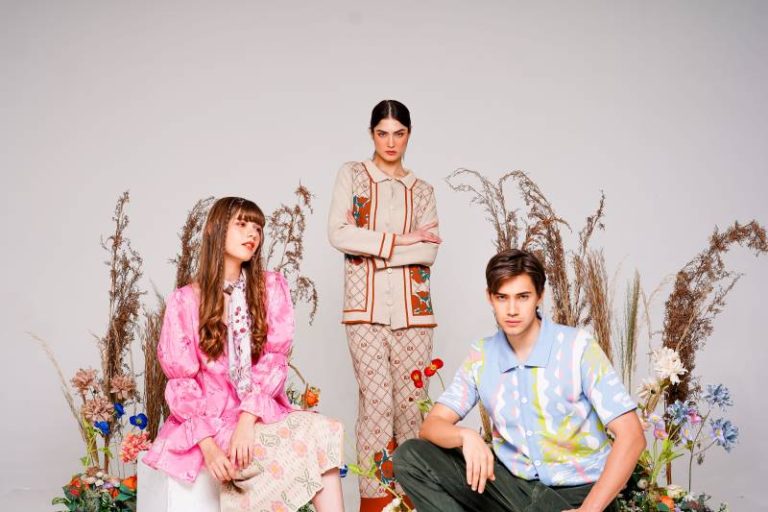 Knitting untuk Busana Muslim dan Fashion Daily Wear