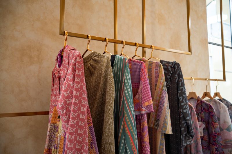 Cara Kembangkan Bisnis Fashion dengan Strategi Printing dan Desain Custom