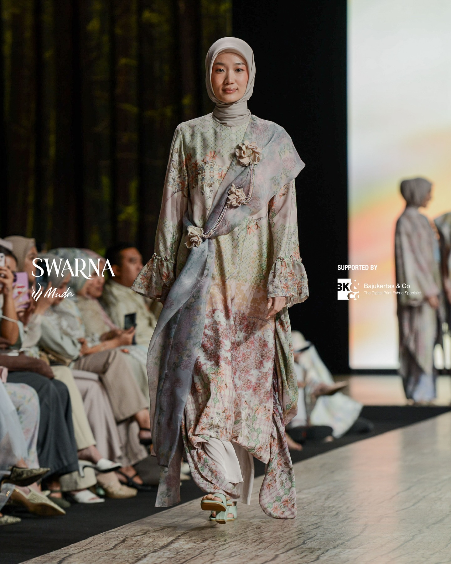 Instagram post from bajukertas.co. This post is in position 10.