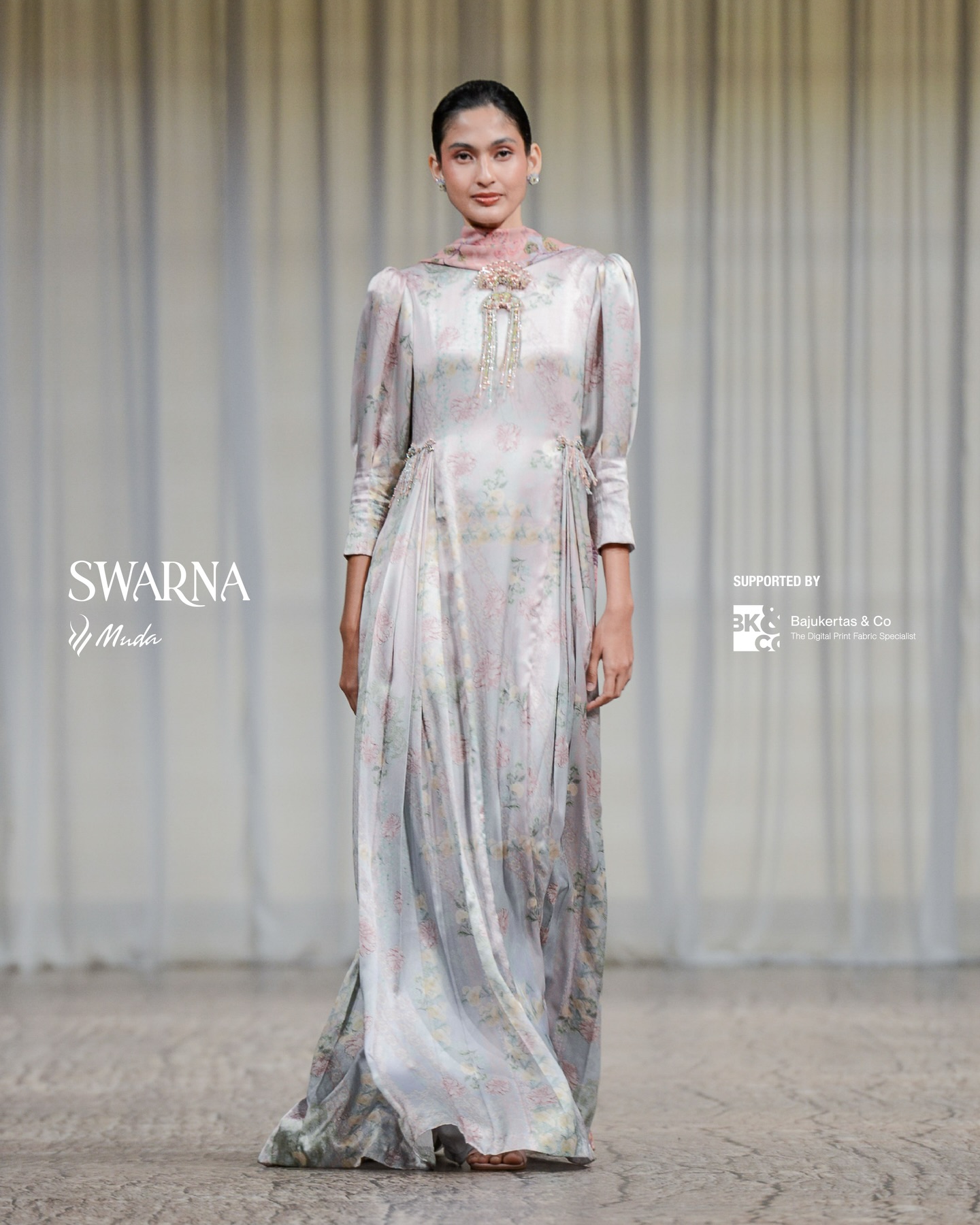 Instagram post from bajukertas.co. This post is in position 9.